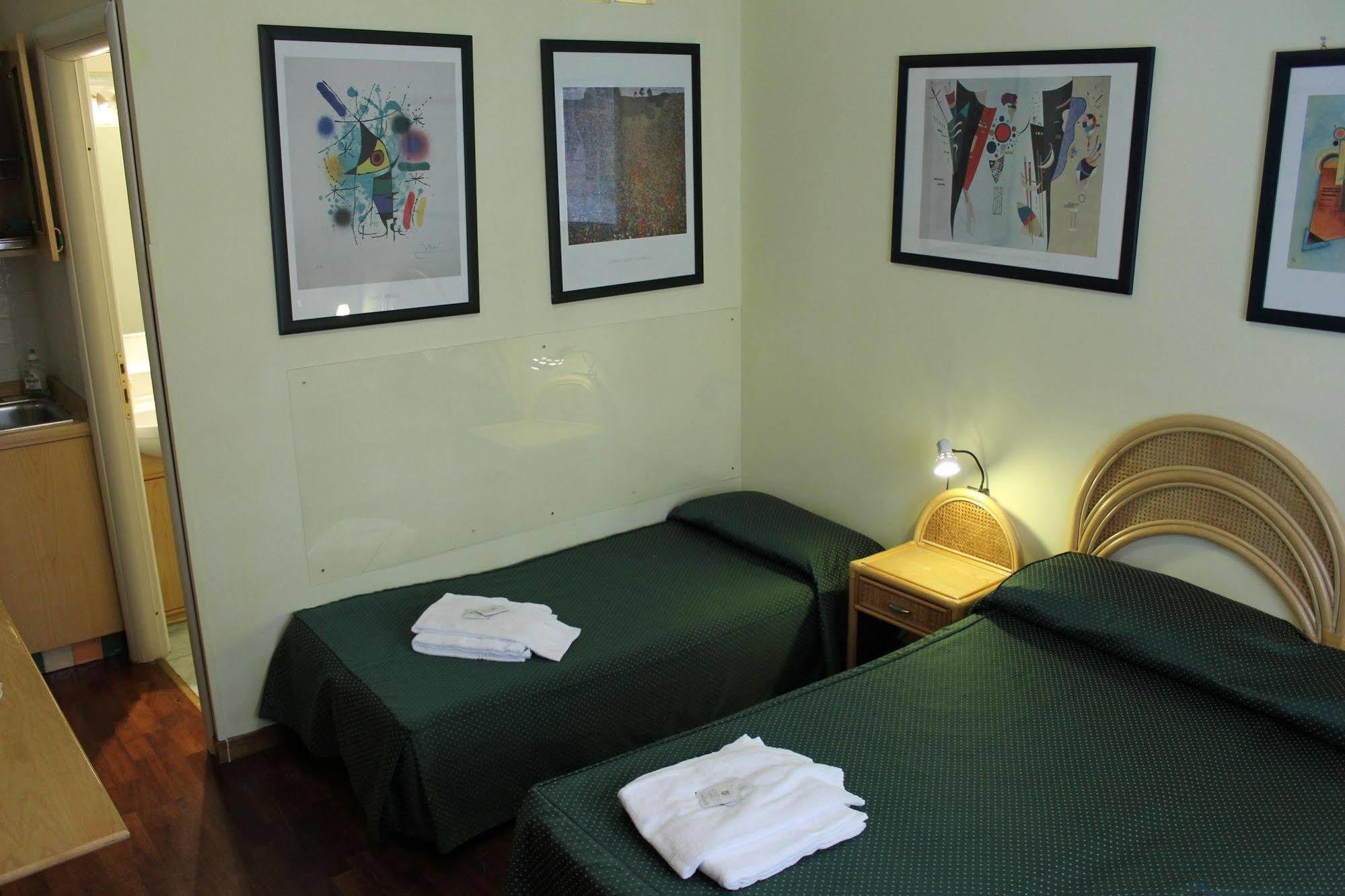 Aparthotel Tourist House Roma Zewnętrze zdjęcie