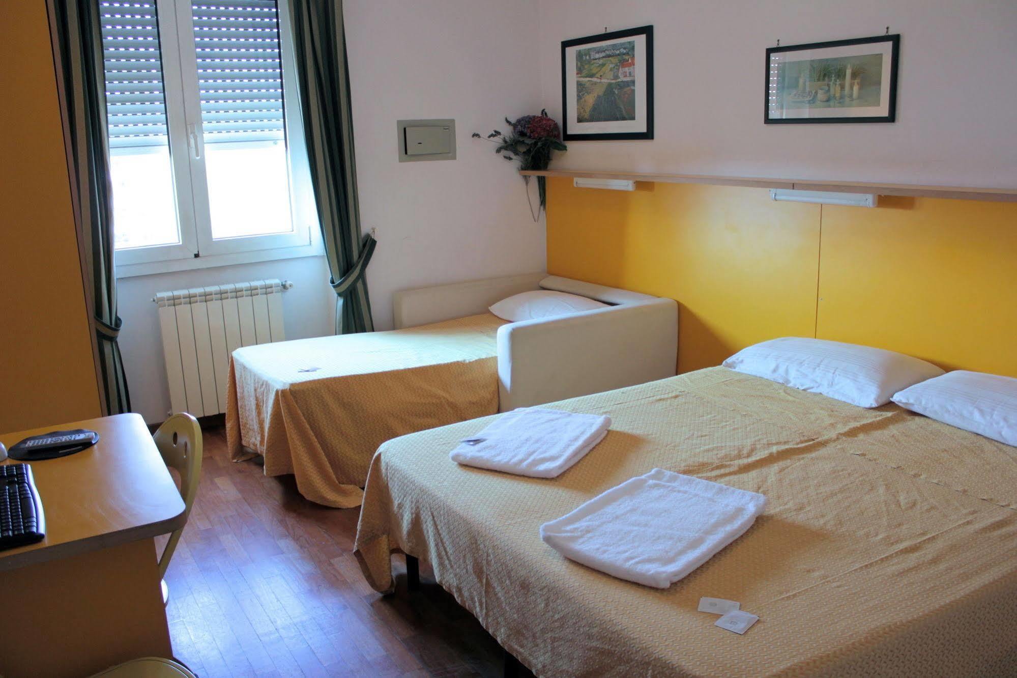 Aparthotel Tourist House Roma Zewnętrze zdjęcie