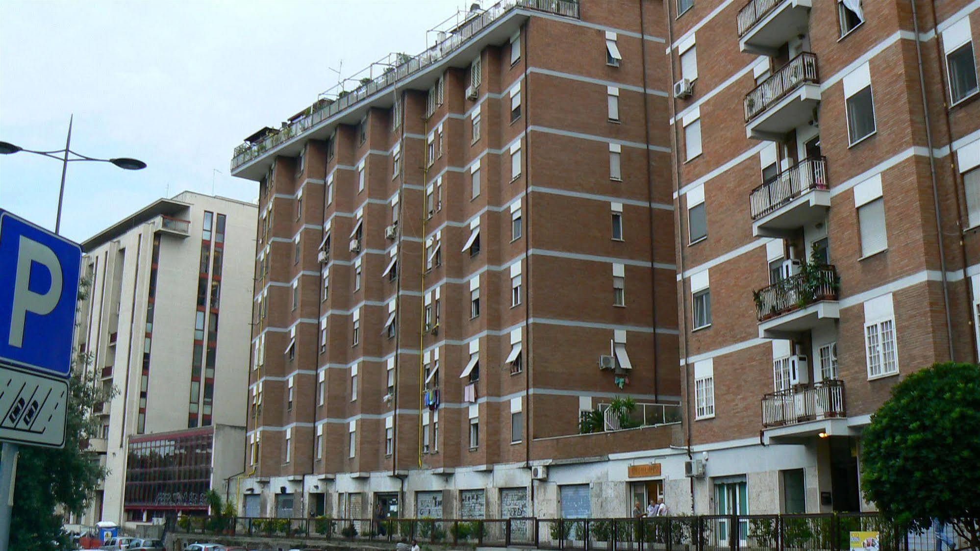 Aparthotel Tourist House Roma Zewnętrze zdjęcie